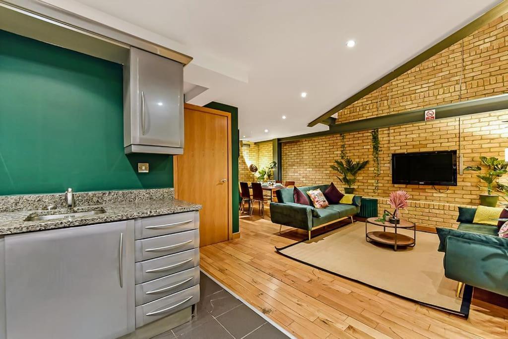 Spacious 2 Bed Urban Jungle Flat, Central London Exterior foto