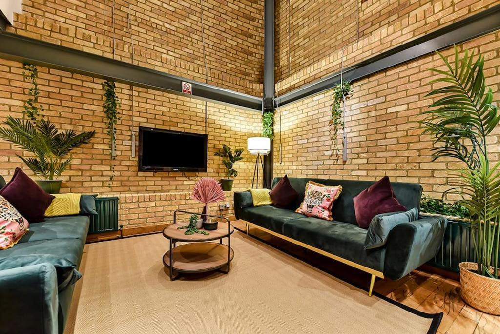 Spacious 2 Bed Urban Jungle Flat, Central London Exterior foto