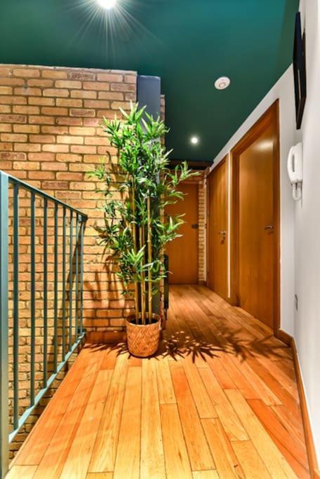 Spacious 2 Bed Urban Jungle Flat, Central London Exterior foto