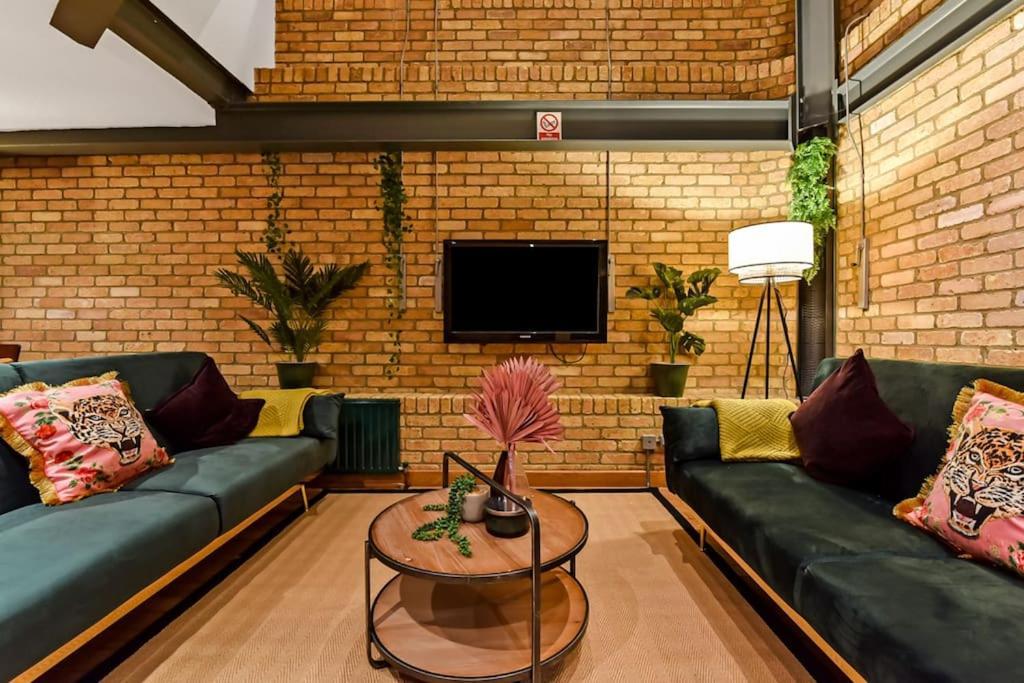 Spacious 2 Bed Urban Jungle Flat, Central London Exterior foto